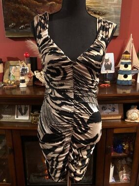 Ruched V-Neck Midi Dress in Beige,Tan and Black